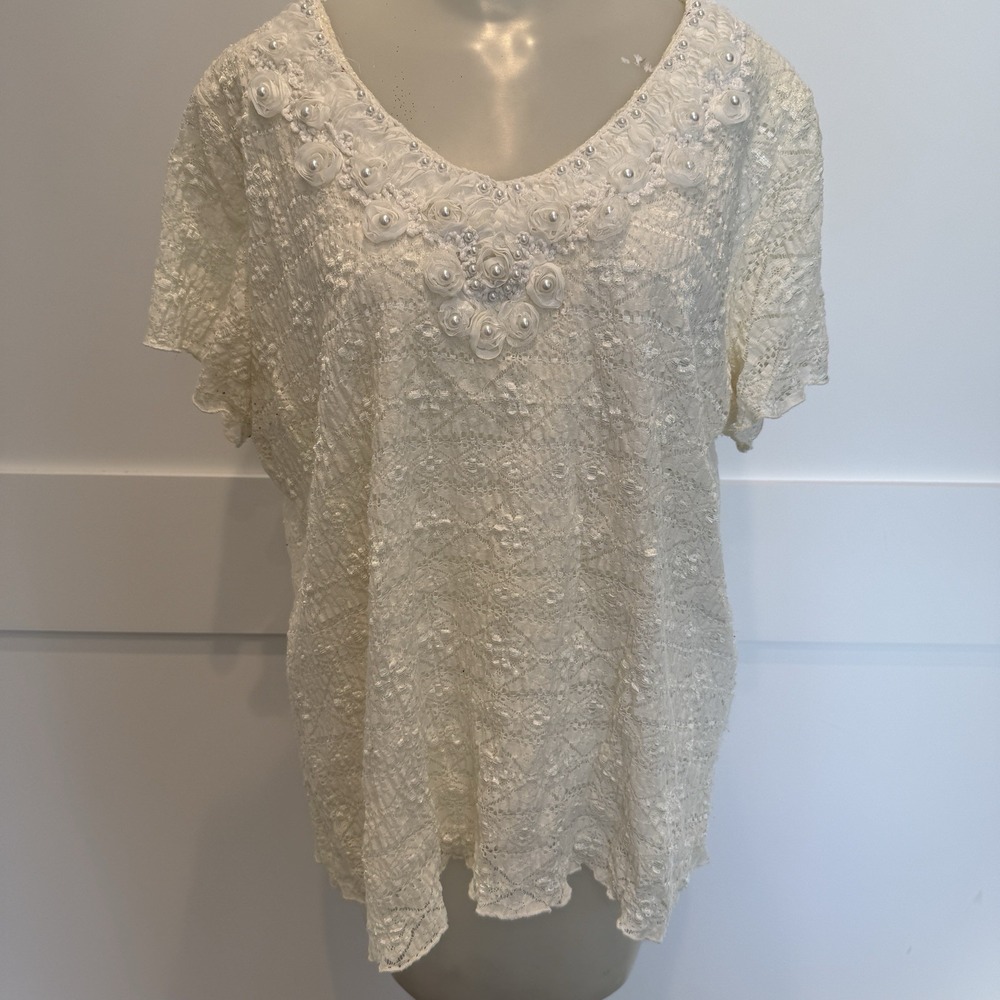 Vintage DressBarn Ivory Lace Top 2X Pearl Floral‎ Embellished Boho USA